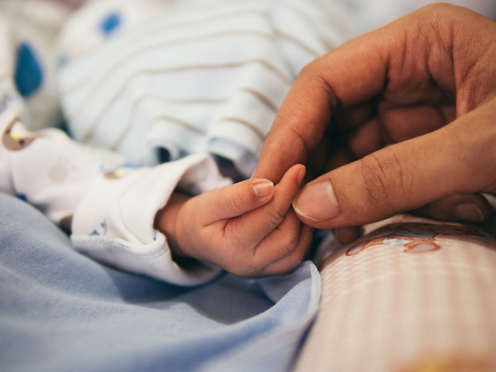 Làm sao nhận biết trẻ ho thông thường hay đã bị viêm phổi?