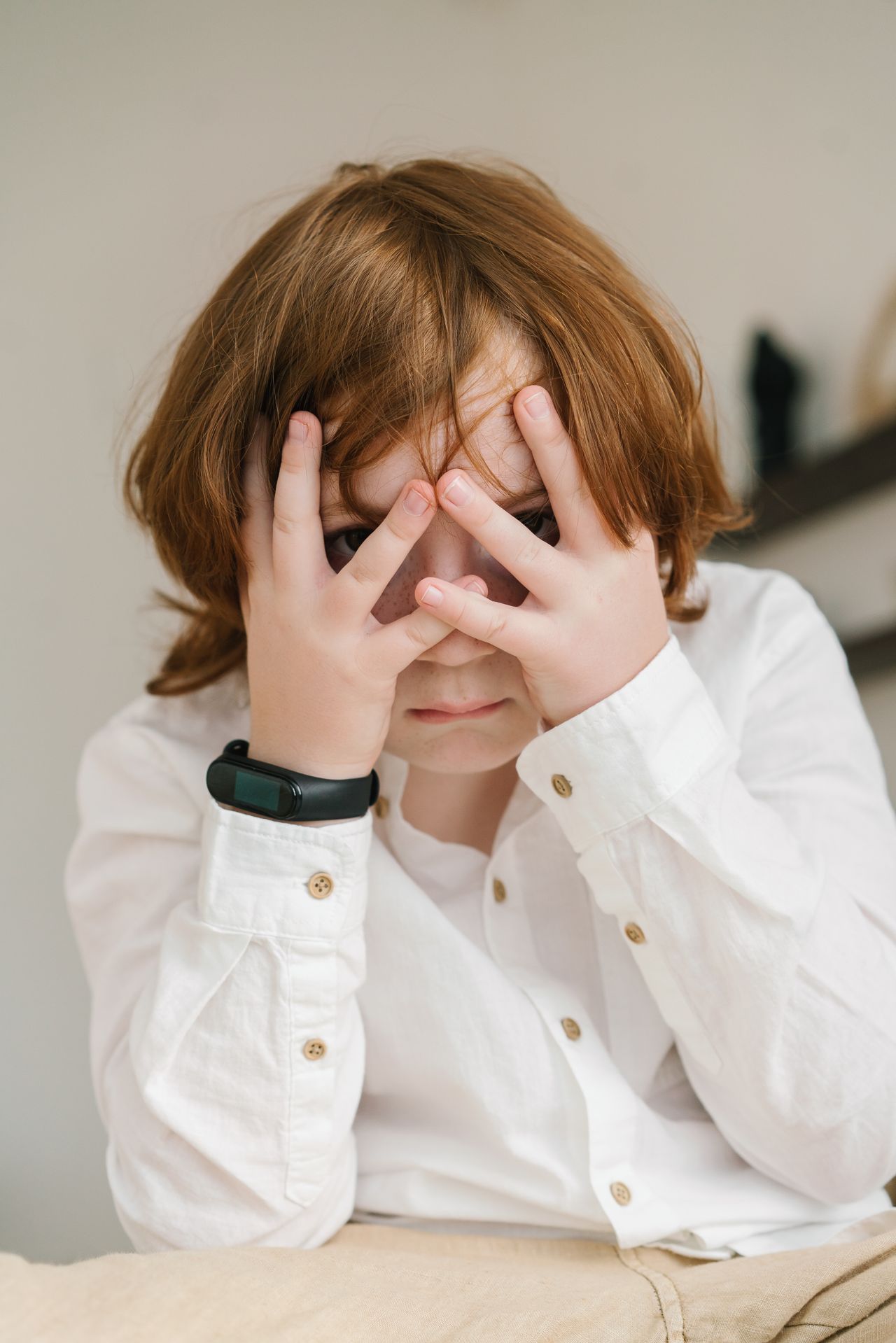 Trẻ bị ngất xỉu có nguy hiểm không? Phân biệt ngất và động kinh